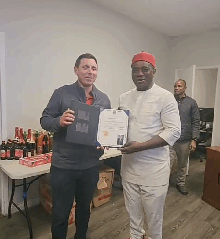 Canadian City Mayor honours Imo- born Philanthropist, Rev’d Chinedu Nmezi 