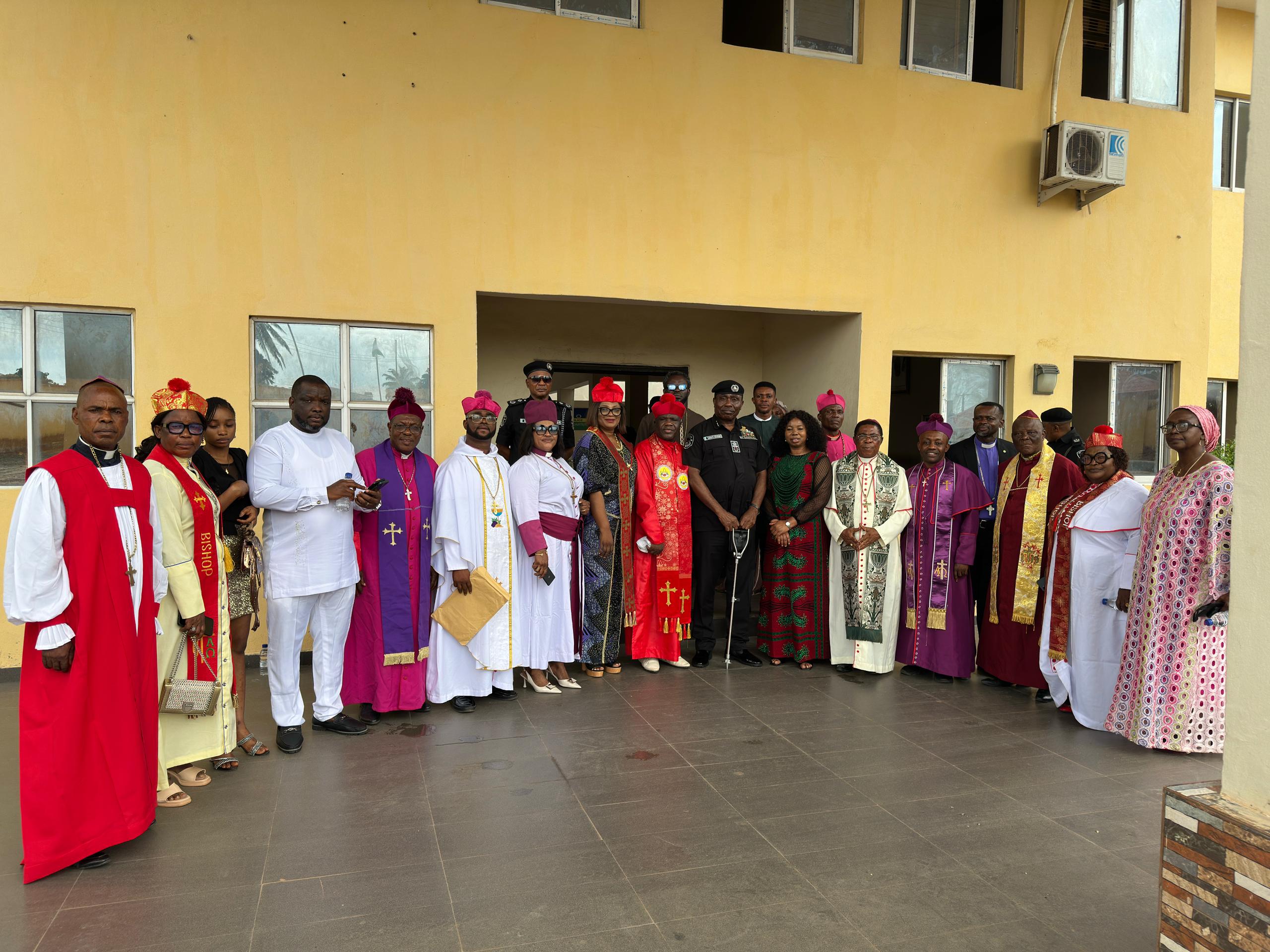 Bishops Visit Zone 9 Police Headquarters, laud AIG Kanayo Uzuegbu
