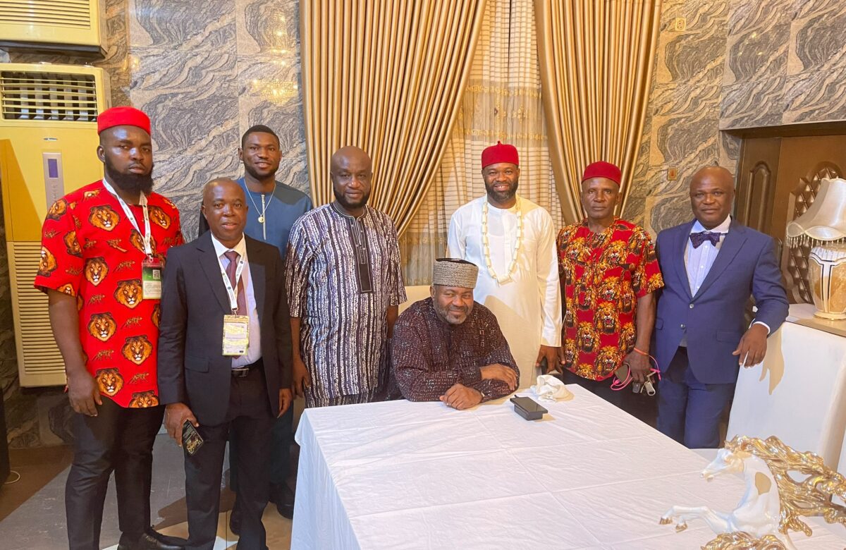 Ohanaeze: Sen Mbata receives Igbo Lawyers, backs partnership for devt