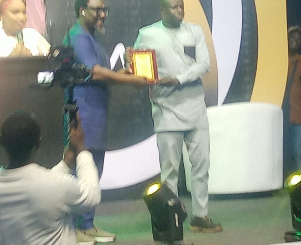 SAMPSON UHUEGBU, WEEKEND EDITOR OF STATESMAN NEWSPAPERS, PUBLISHER, DAILY NIGERIAN TELEGRAPH (ONLINE) BAGS BAYELSA STATE MEDIA EXCELLENCE AWARD